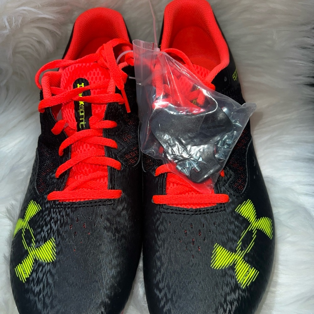 Under Armour Kids Black and Neon Yellow Sneakers